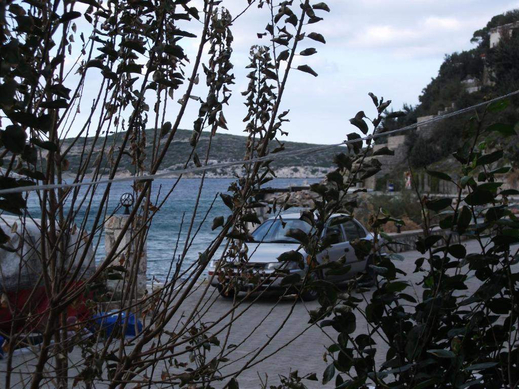 Number One Apart Hotel Karaburun  Esterno foto
